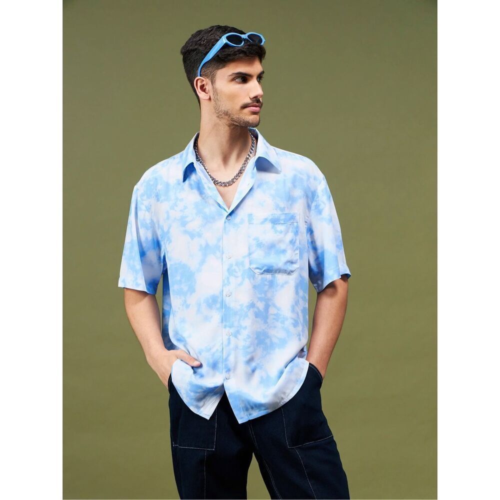 ✨Trunks Surf & Swim Co. Men's Short Sleeve Waikiki Sz Large Shirt✨